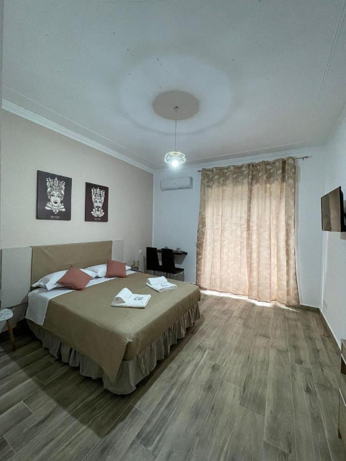 A Bone Guest House Catânia Exterior foto